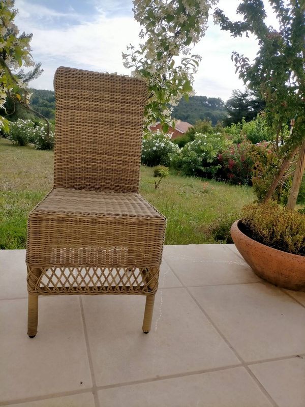 Chaise en osier et rotin