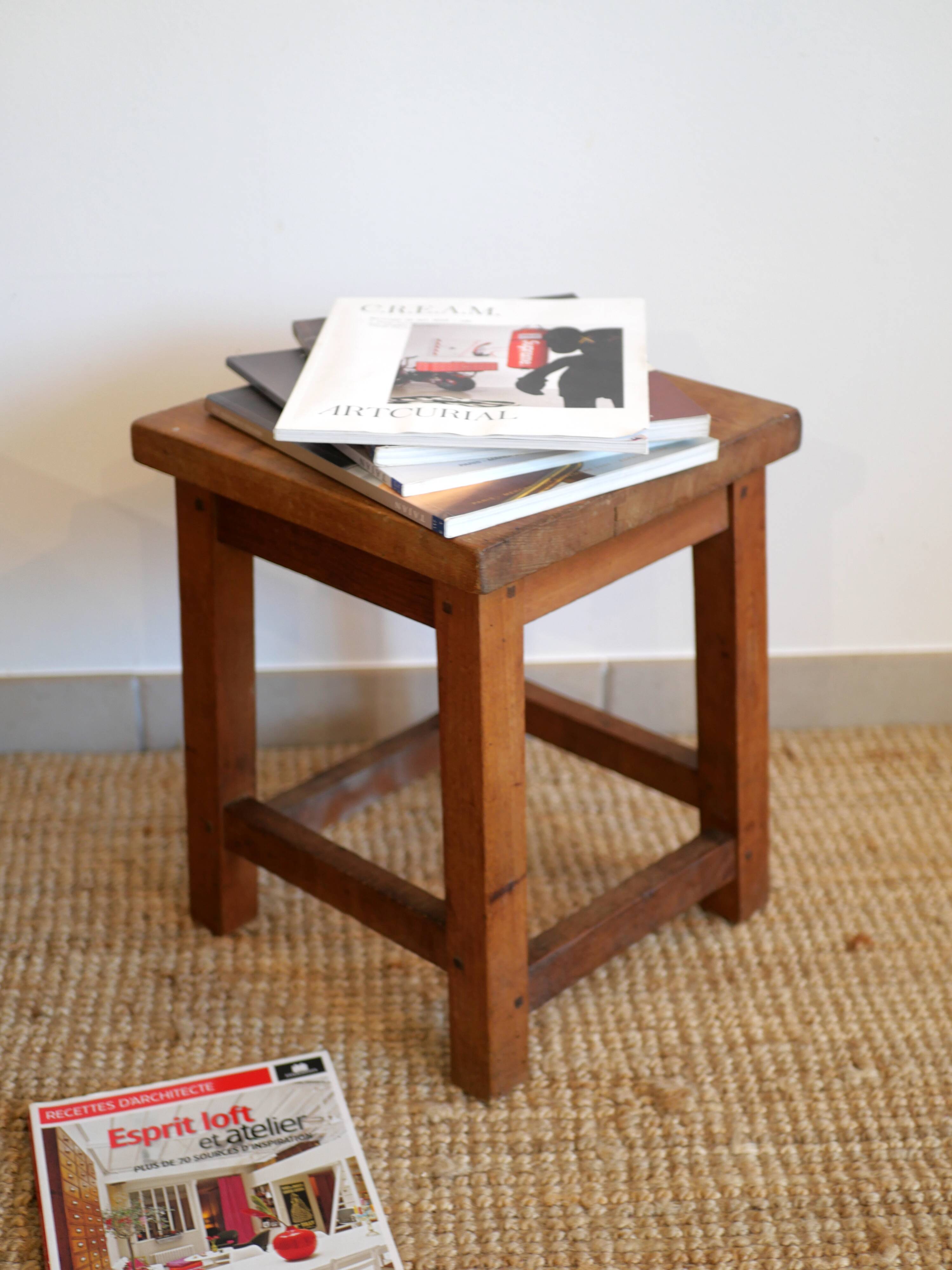 Tabouret de ferme en bois