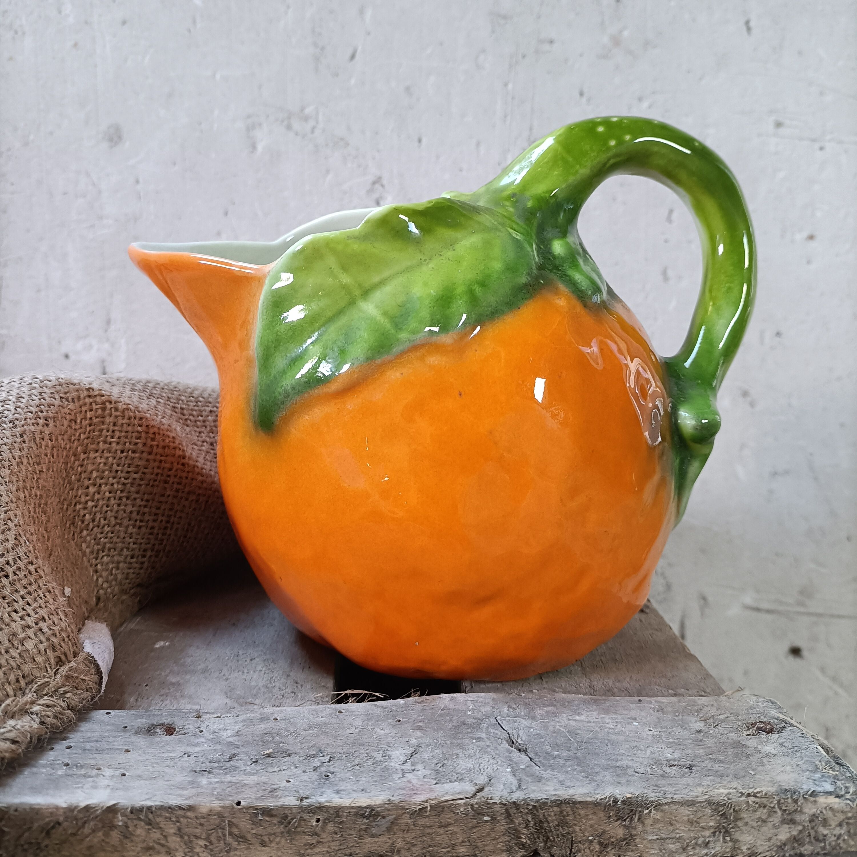 Orange slurry decanter