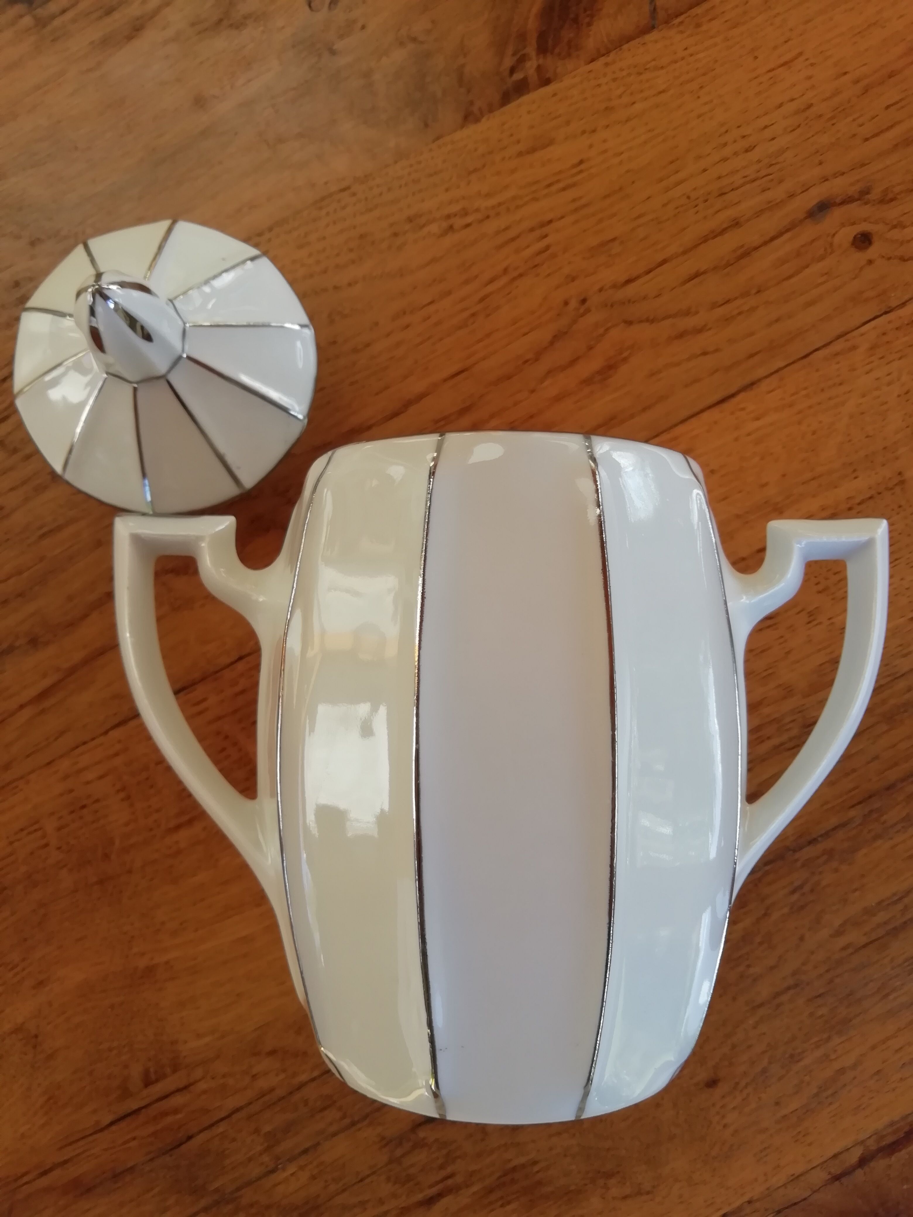 Sugar pot art deco