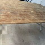 Flamingo table