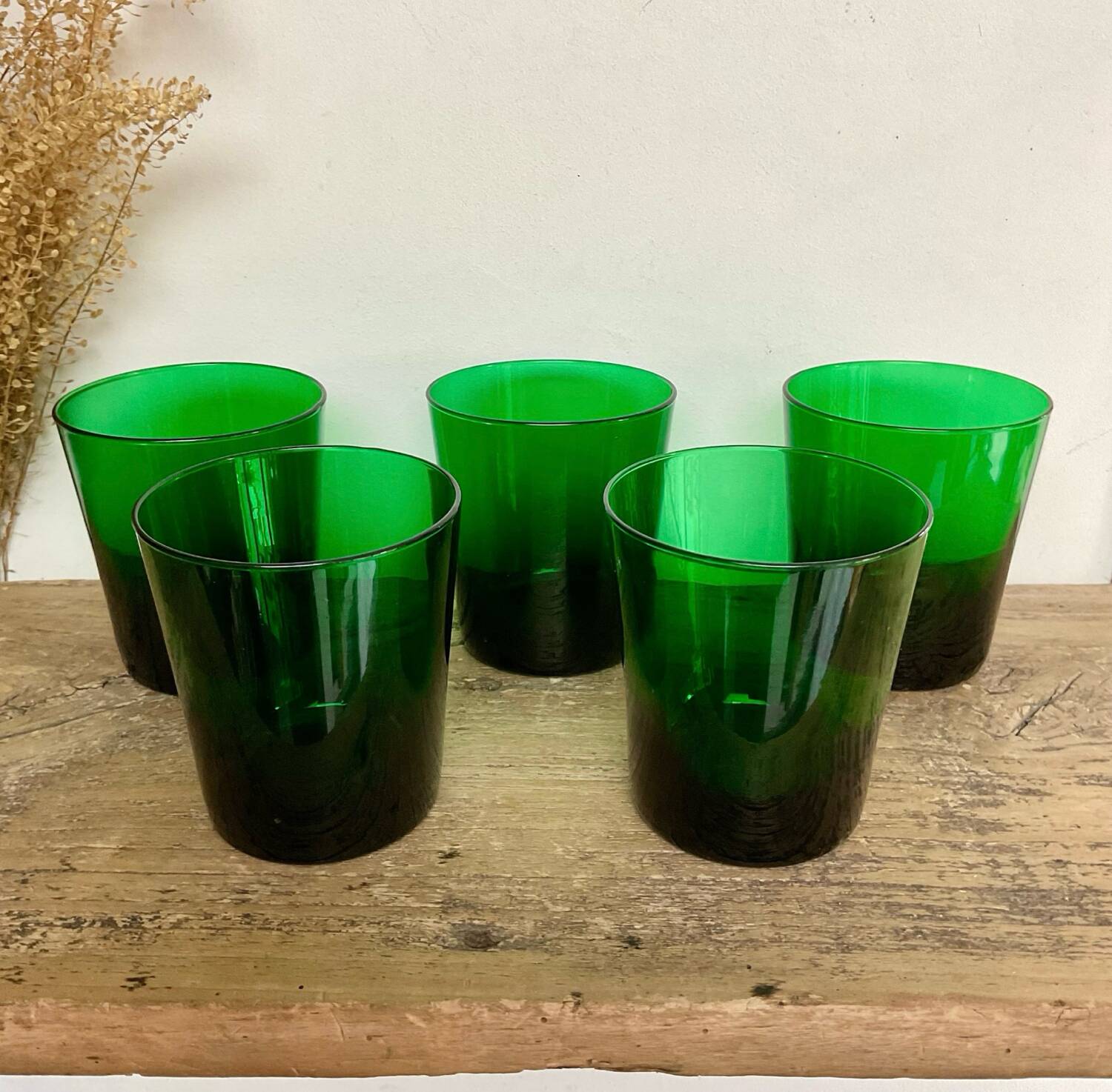 5 grands verres verts vintage