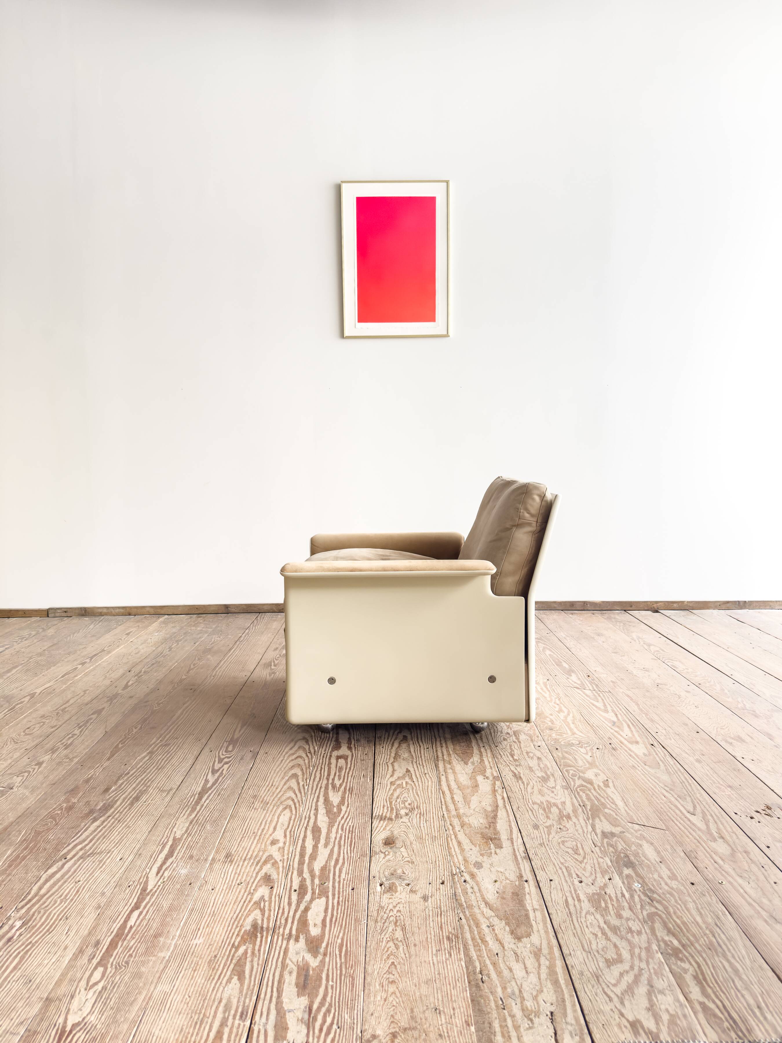 Fauteuil design 620 en cuir suédé beige par Dieter Rams, Vitsœ, Mid-Century