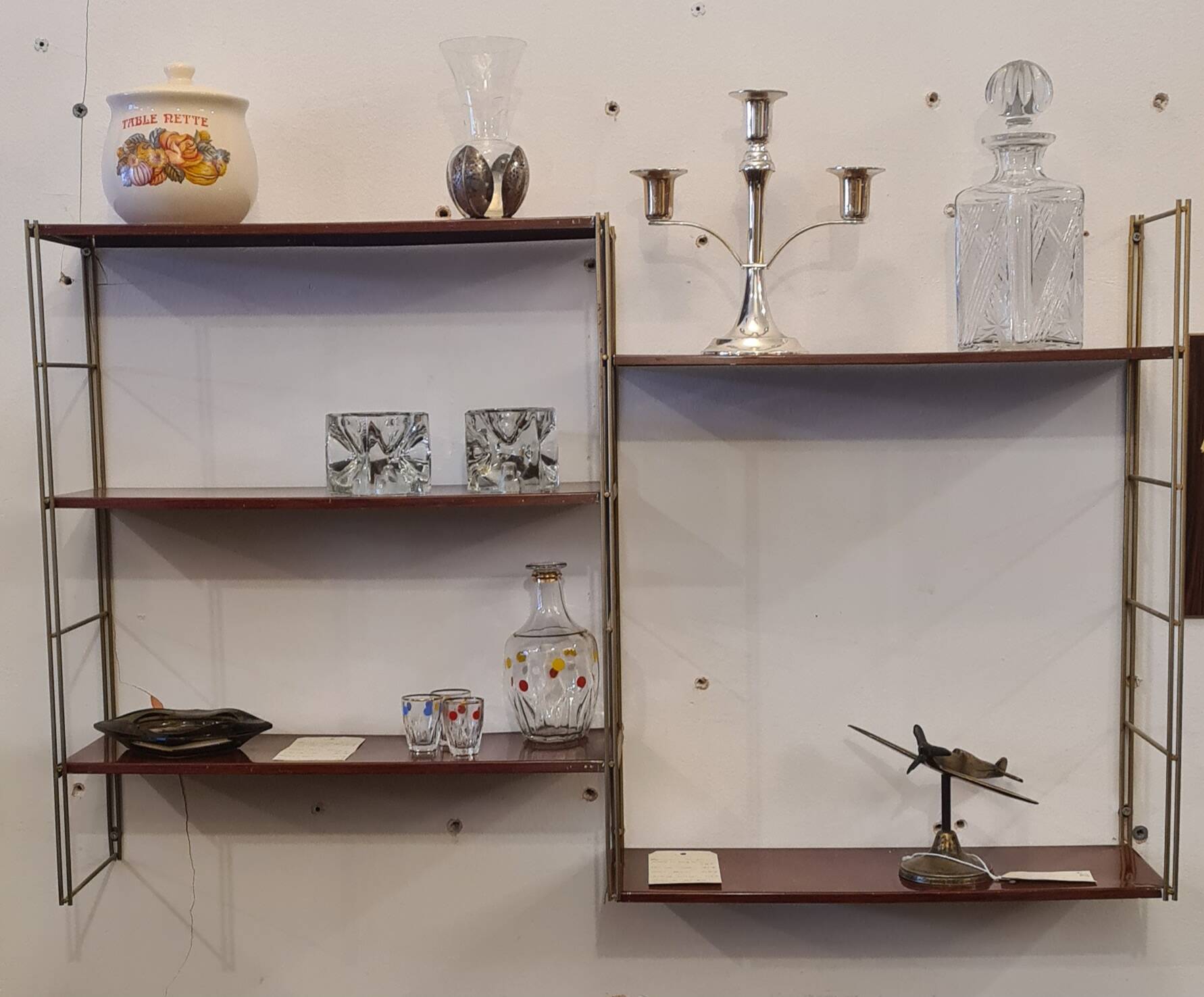 Vintage metal string shelves 5 shelves