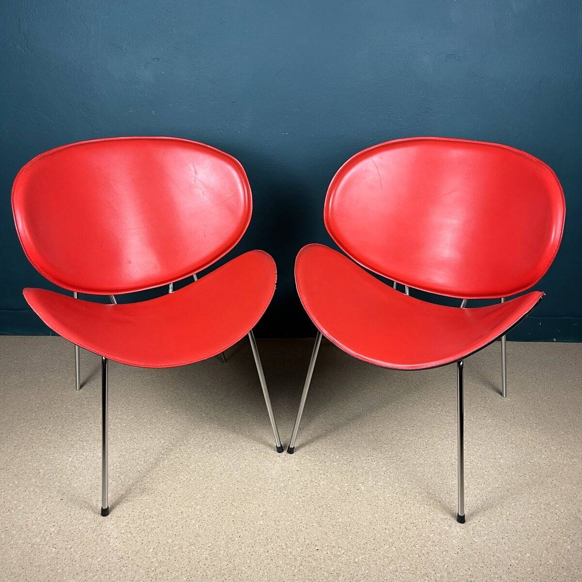 Set of red lounge chairs, Italy, 1990s