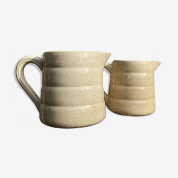 Gien earthen earthen pitchers