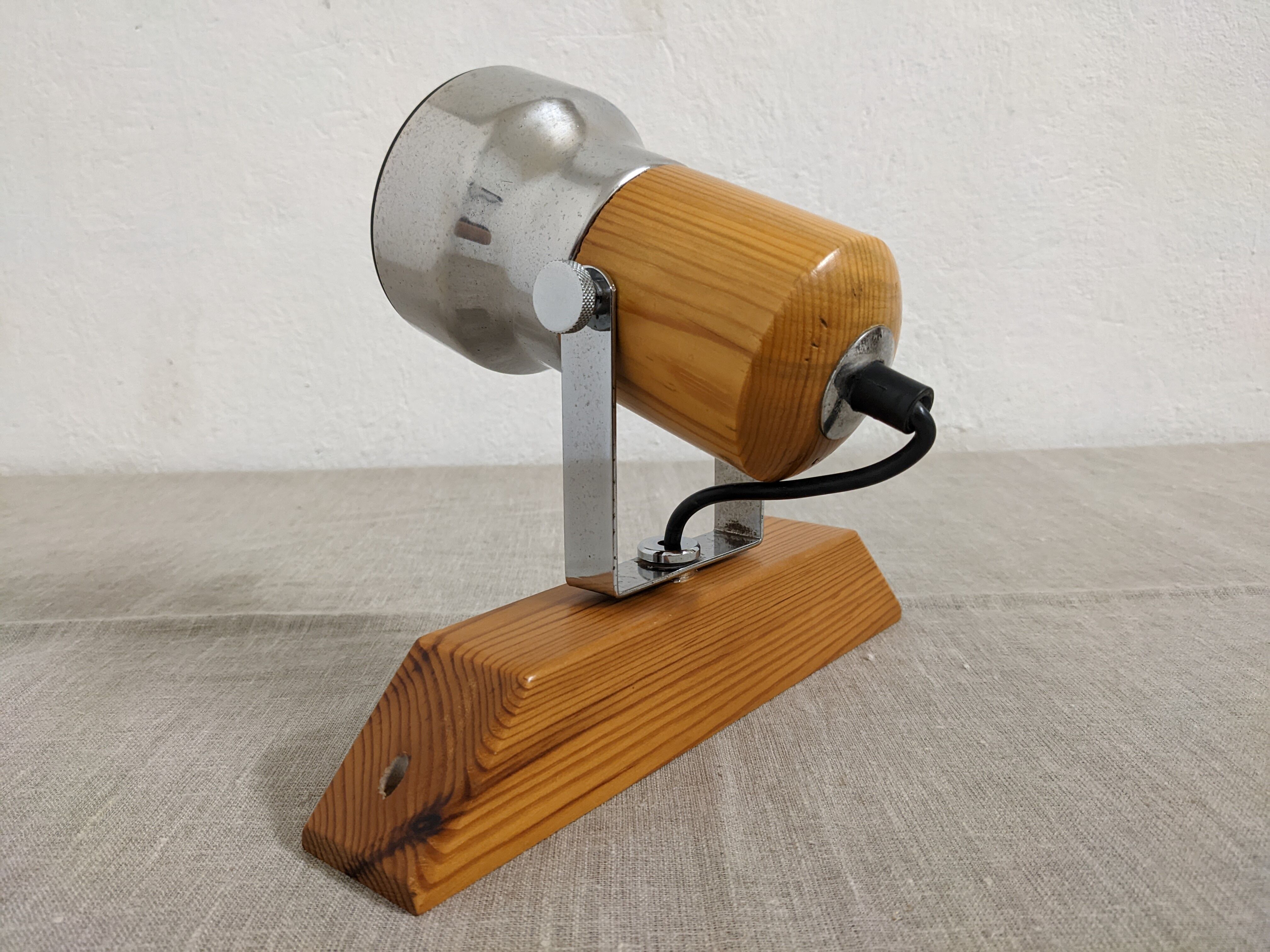 Pitchpin spot wall lamp from the 70s/80s