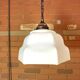 Lampe suspendue en verre blanc Art Déco