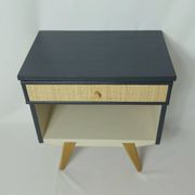 Meuble appoint pieds compas