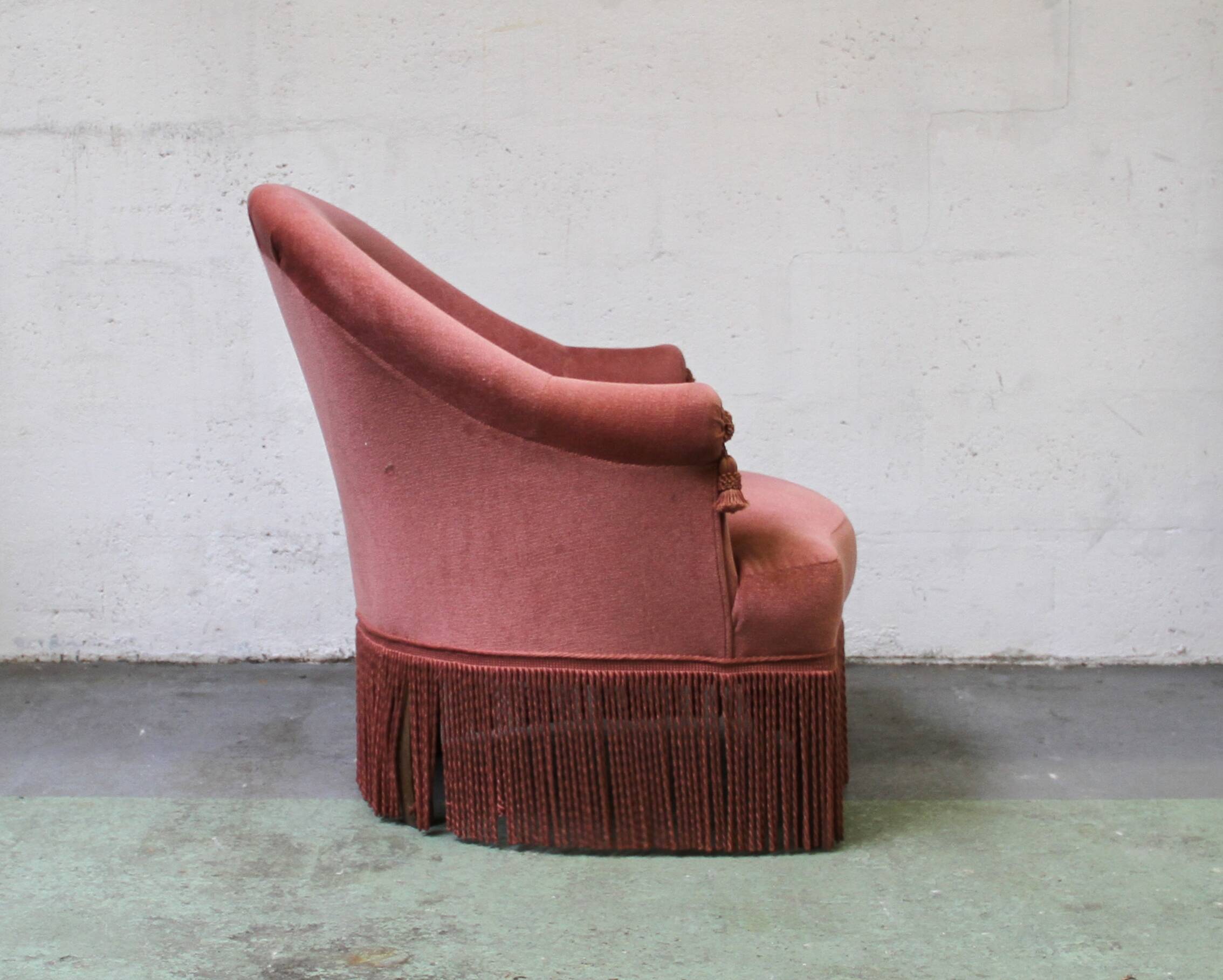 Vintage toad armchair