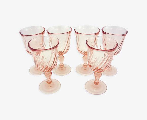 6 Stemmed Glasses In Powder Pink Twisted Glass Rosaline Luminarc Arcoroc France Vintage 80s Selency 6 Stemmed Glasses In Powder Pink Twisted Glass Rosaline Luminarc Arcoroc France Vintage 80s Selency