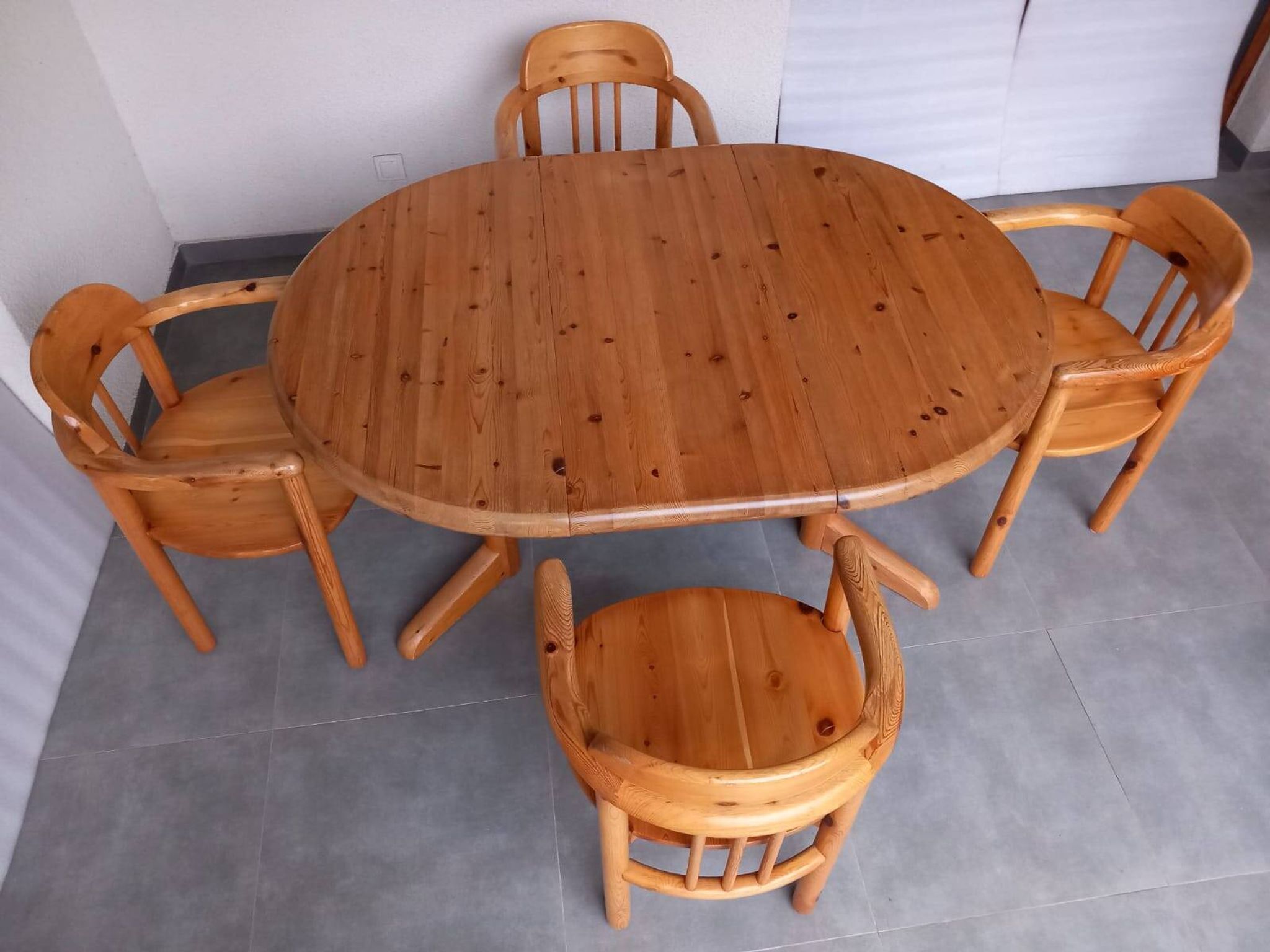 Table and chairs Denmark 1980s