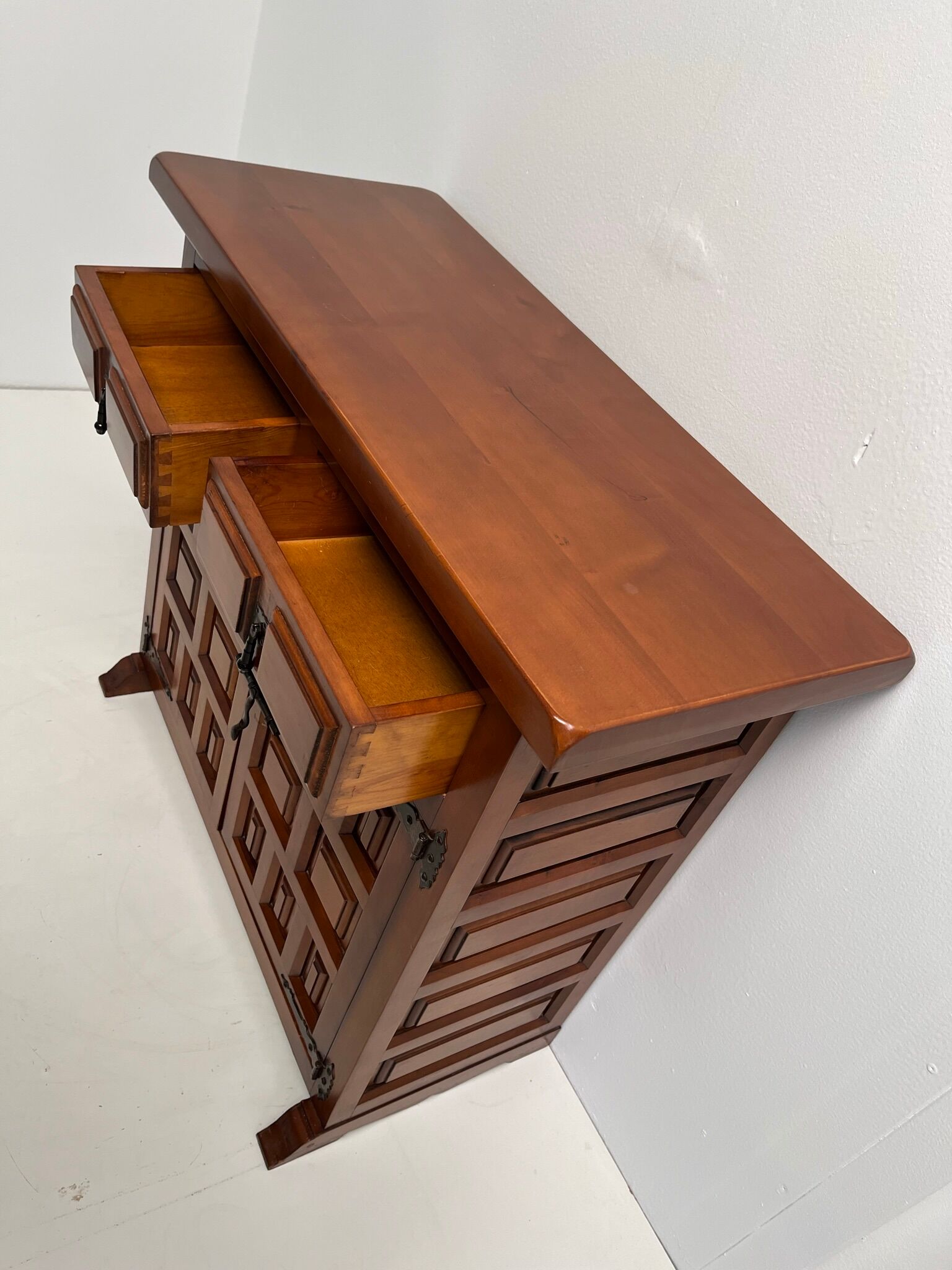 Buffet commode catalan vintage