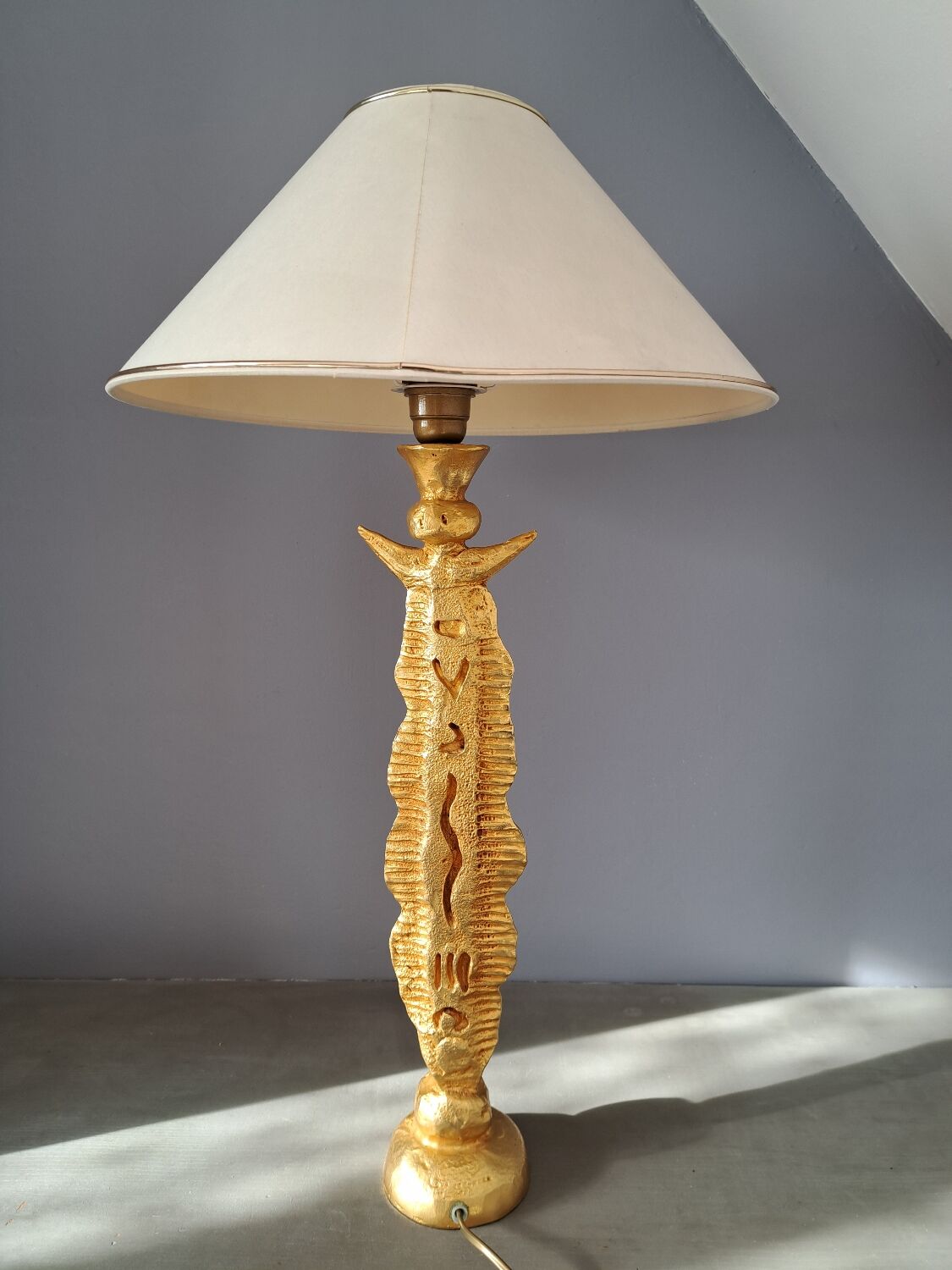 Cazenove lamp in gilded bronze