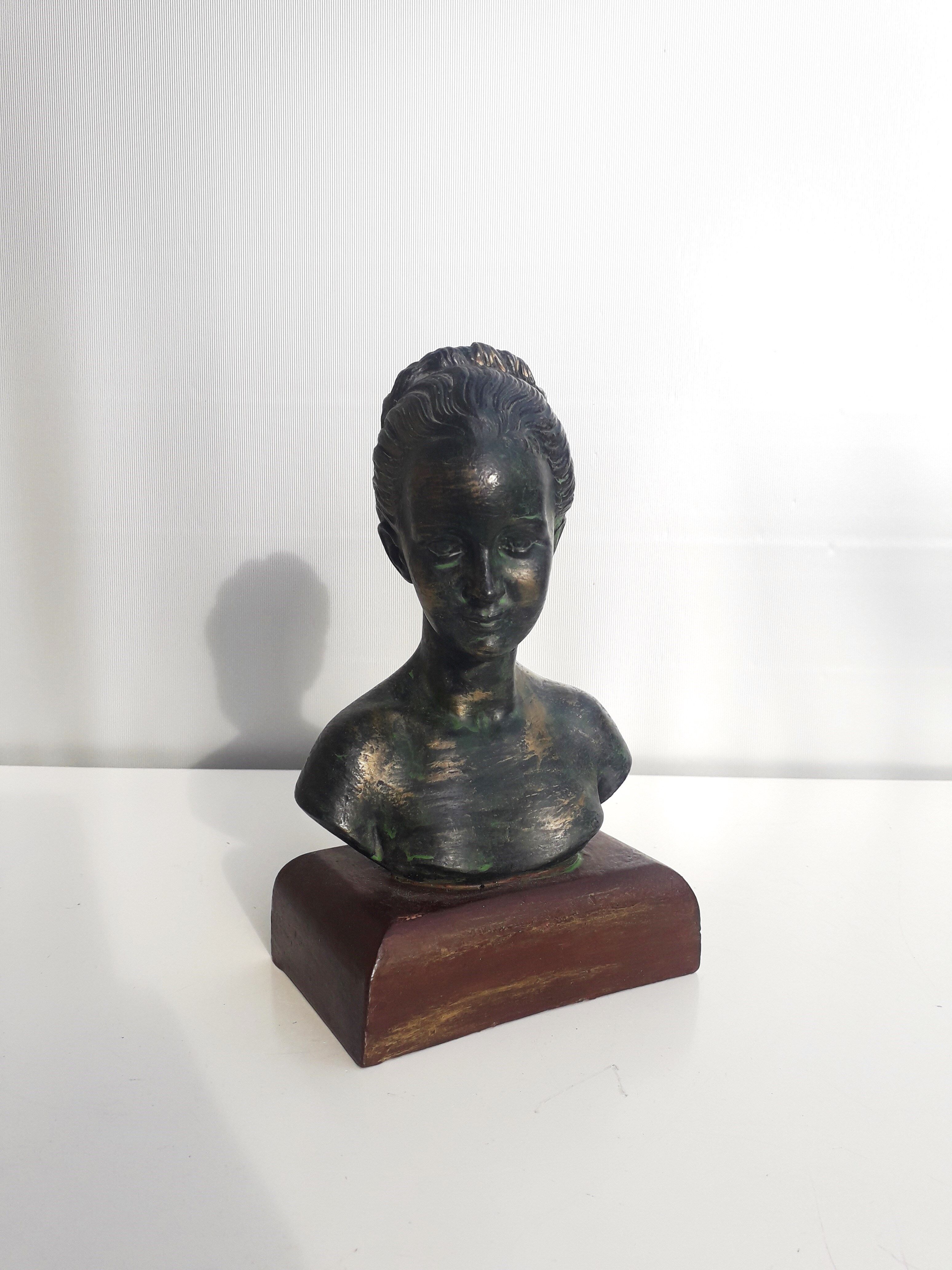 Woman bust in plaster antique bronze effect circa 1960