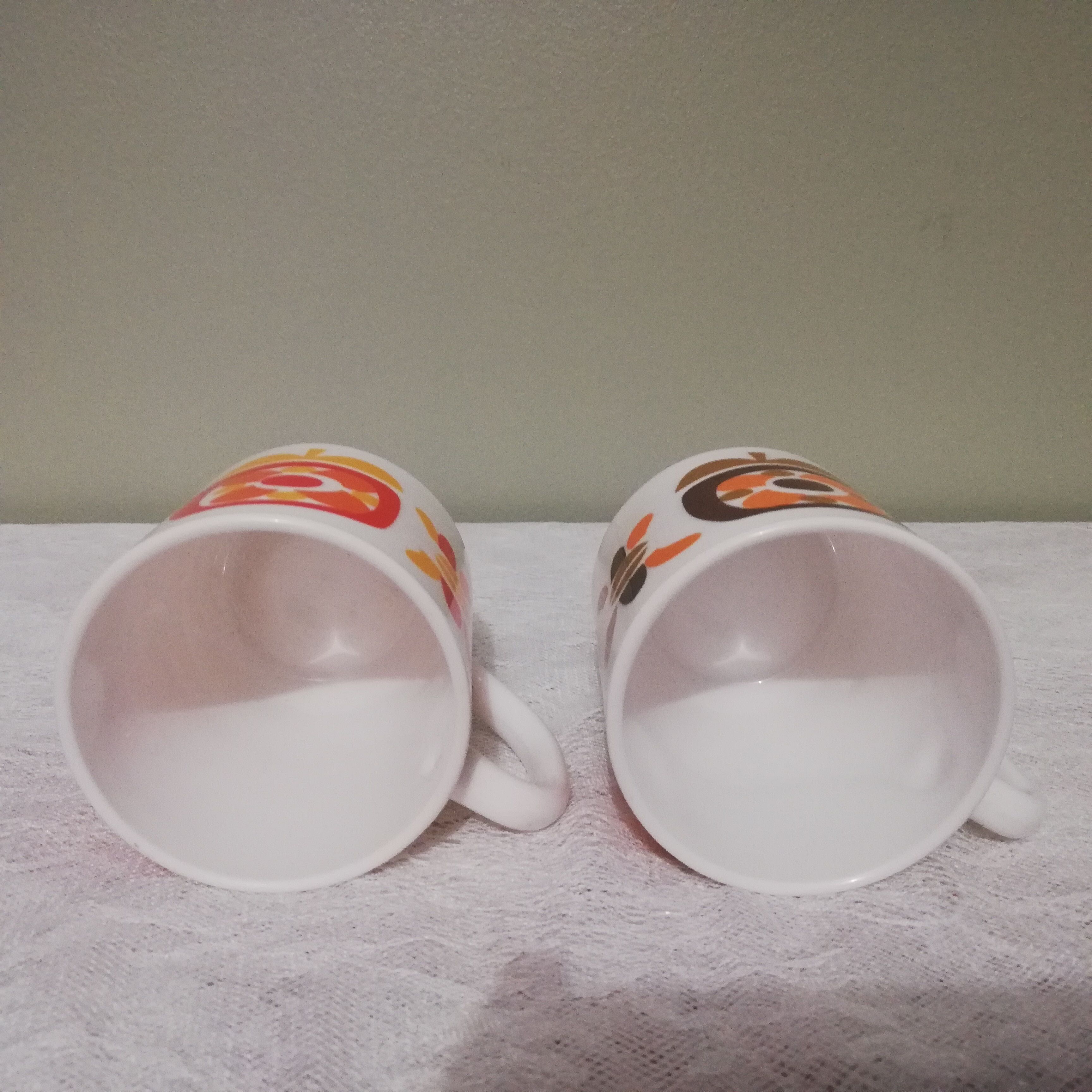 Two mugs or cups 200ml "Mobil"