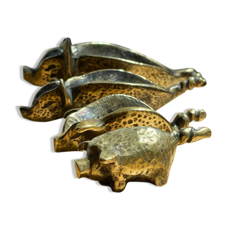 4 Pfizer bronze ashtray pigs