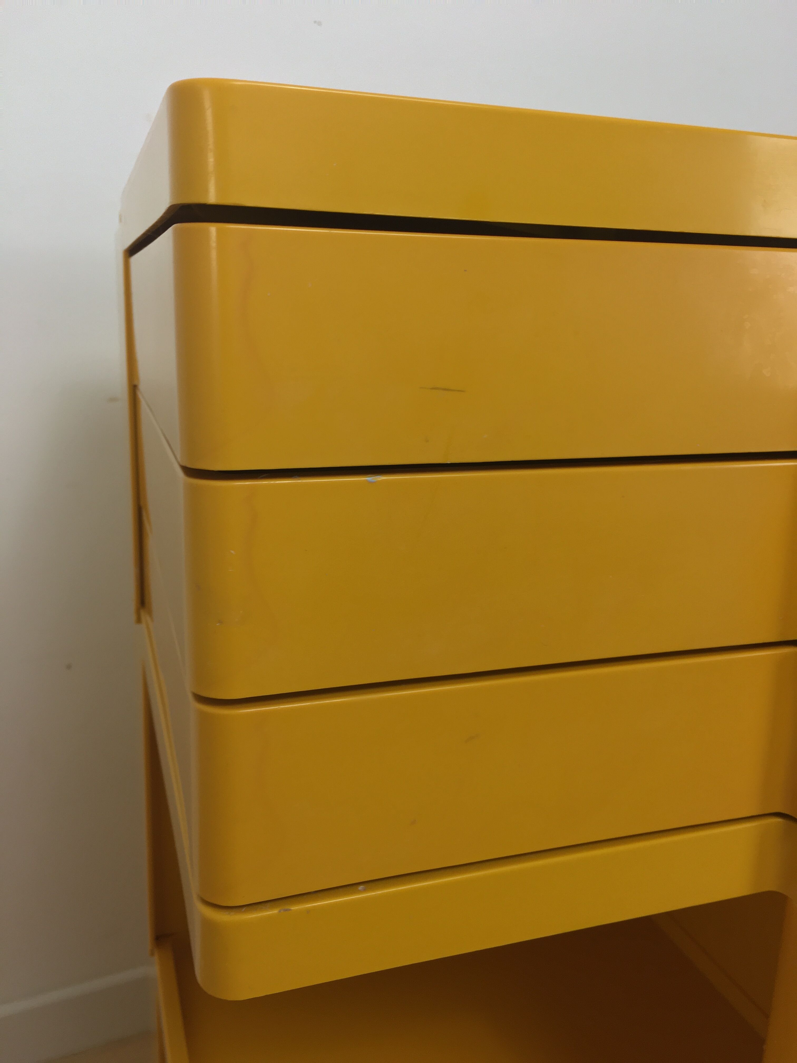 Dessert Boby by Joe Colombo