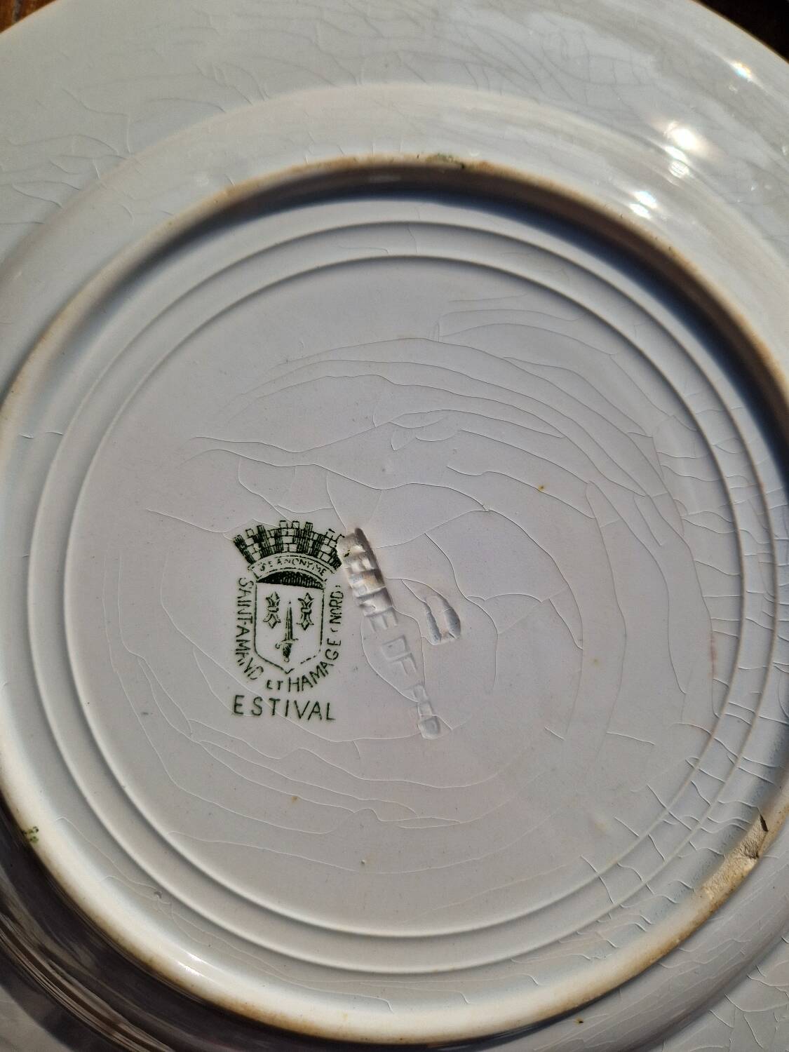 Set of 7 Flat Plates, Summer Model, Terre De Fer, Saint Amand