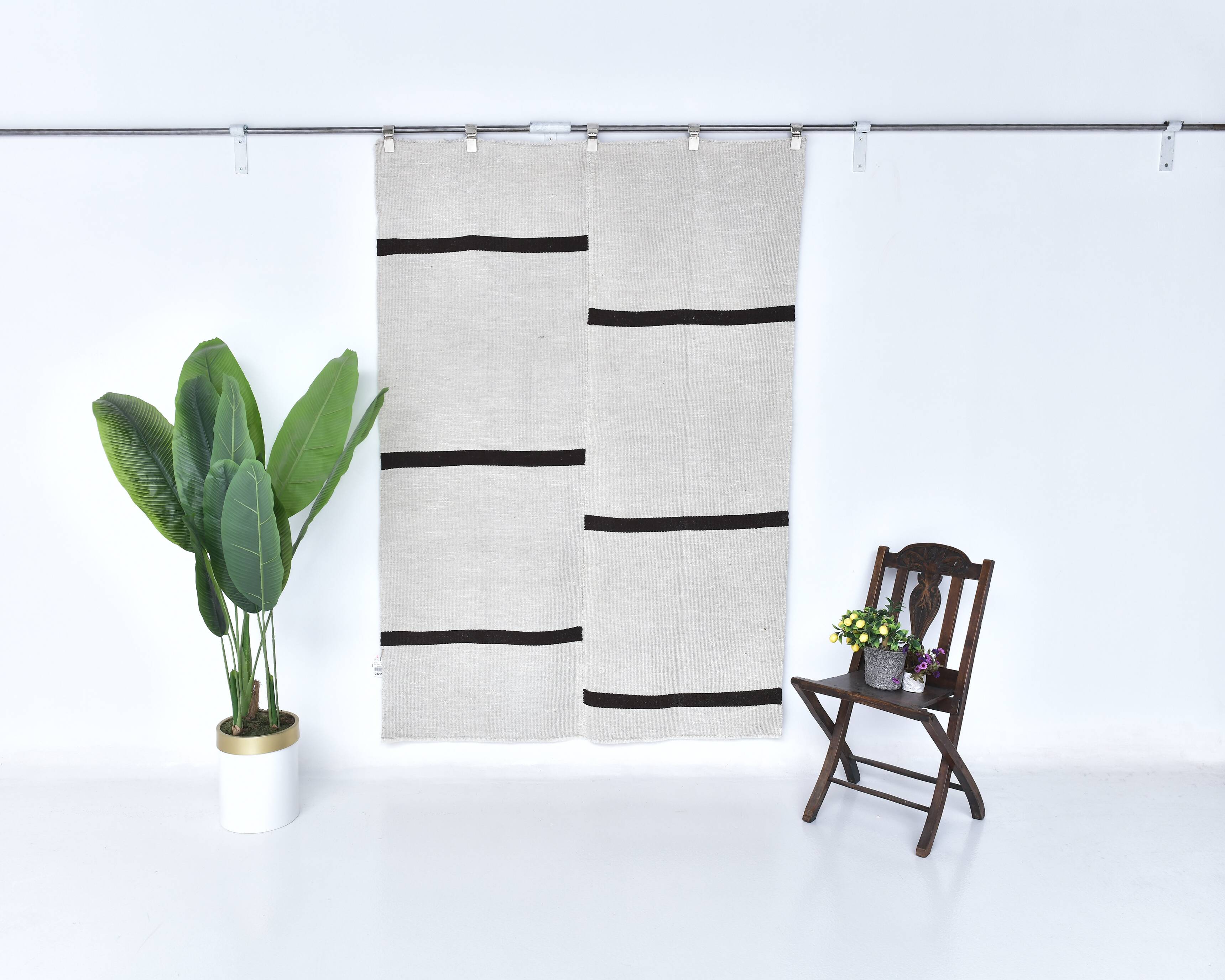 5x7 White Black Striped Turkish Vintage Rug 143x199Cm