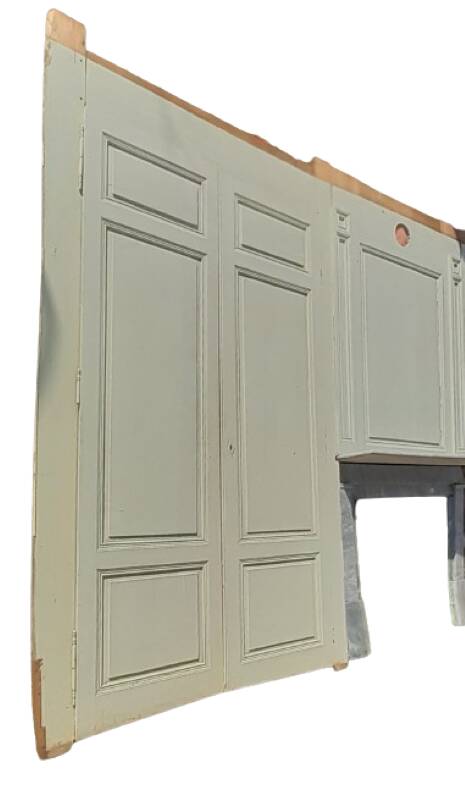 Pair of double fronted cupboard doors H252xL4m