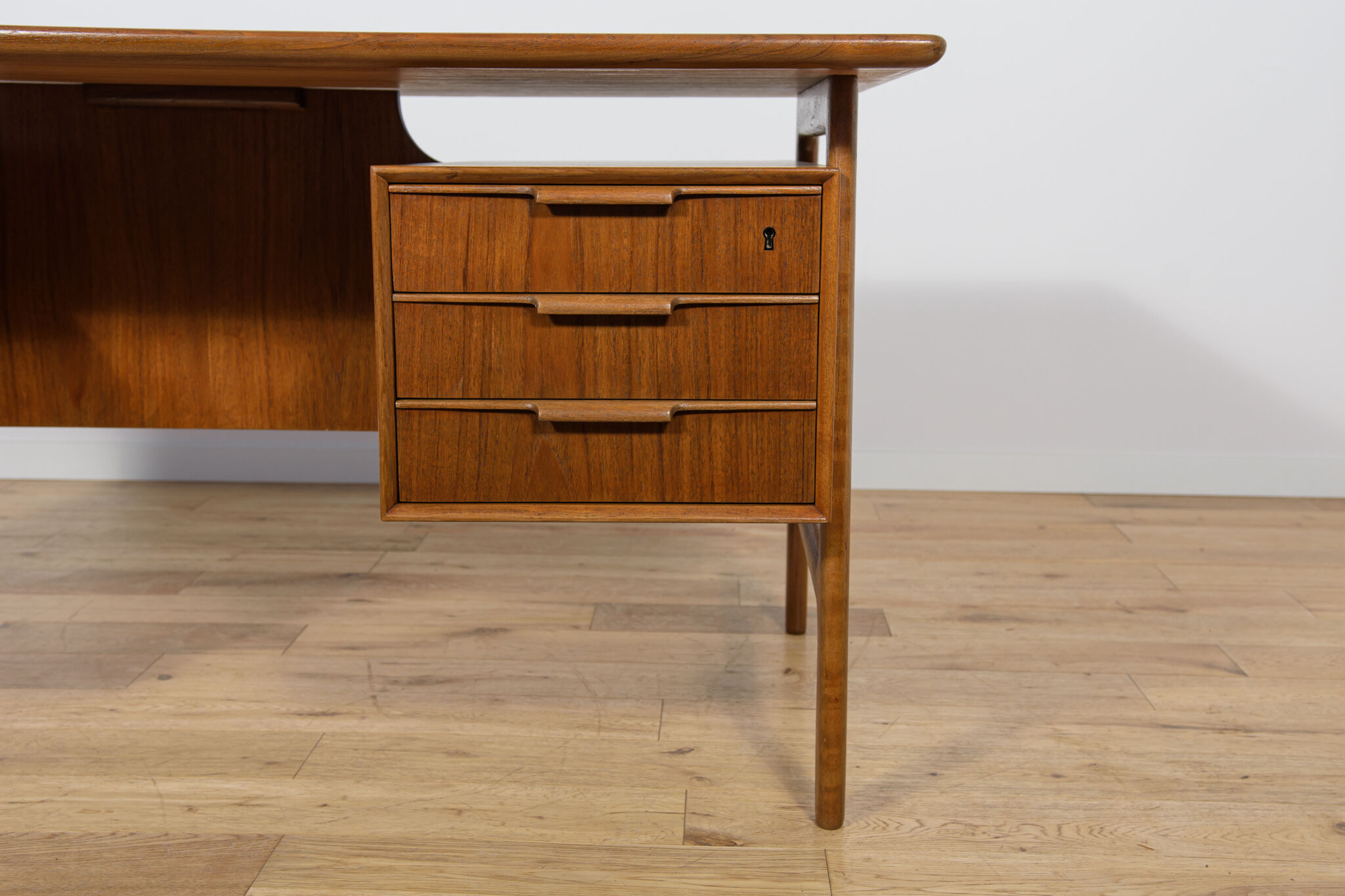 Mid-Century Teak Model 75 Freestanding Desk from Omann Jun, Denmark, 1950s