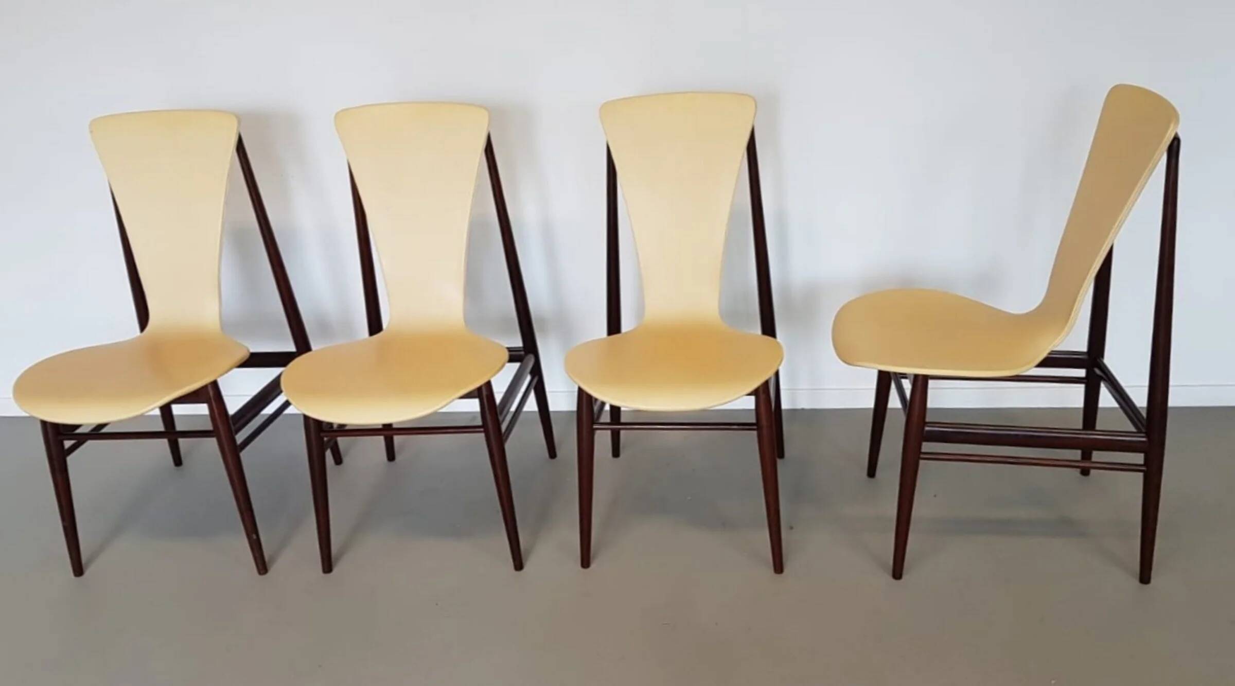 Set of 4 floating seat dining chairs / 1950s