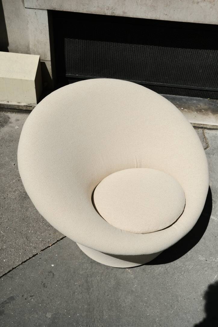 Mushroom armchair and ottoman, Pierre Paulin for Artifort, 1960s