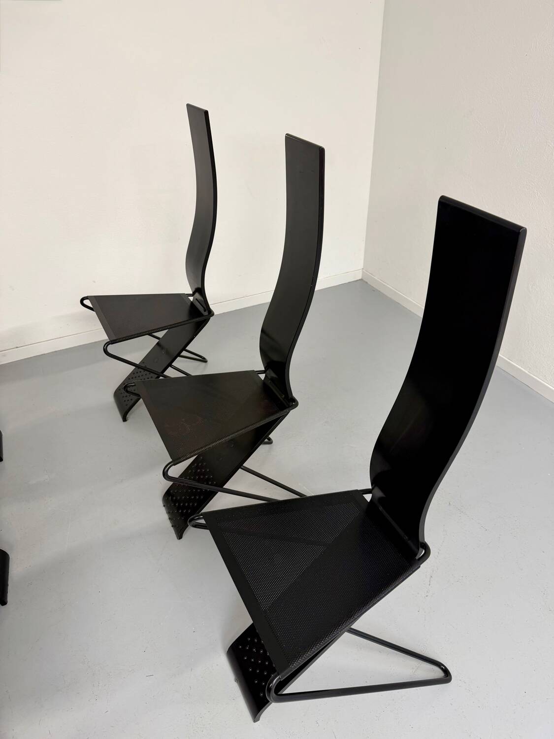 Set of 6 Italian design chairs by Pietro Arosio, postmodern, 1980s.