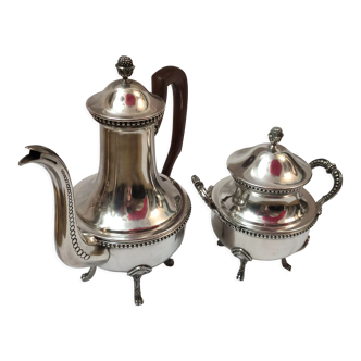 Coffee maker and silver metal sugar bowl, early twentieth century