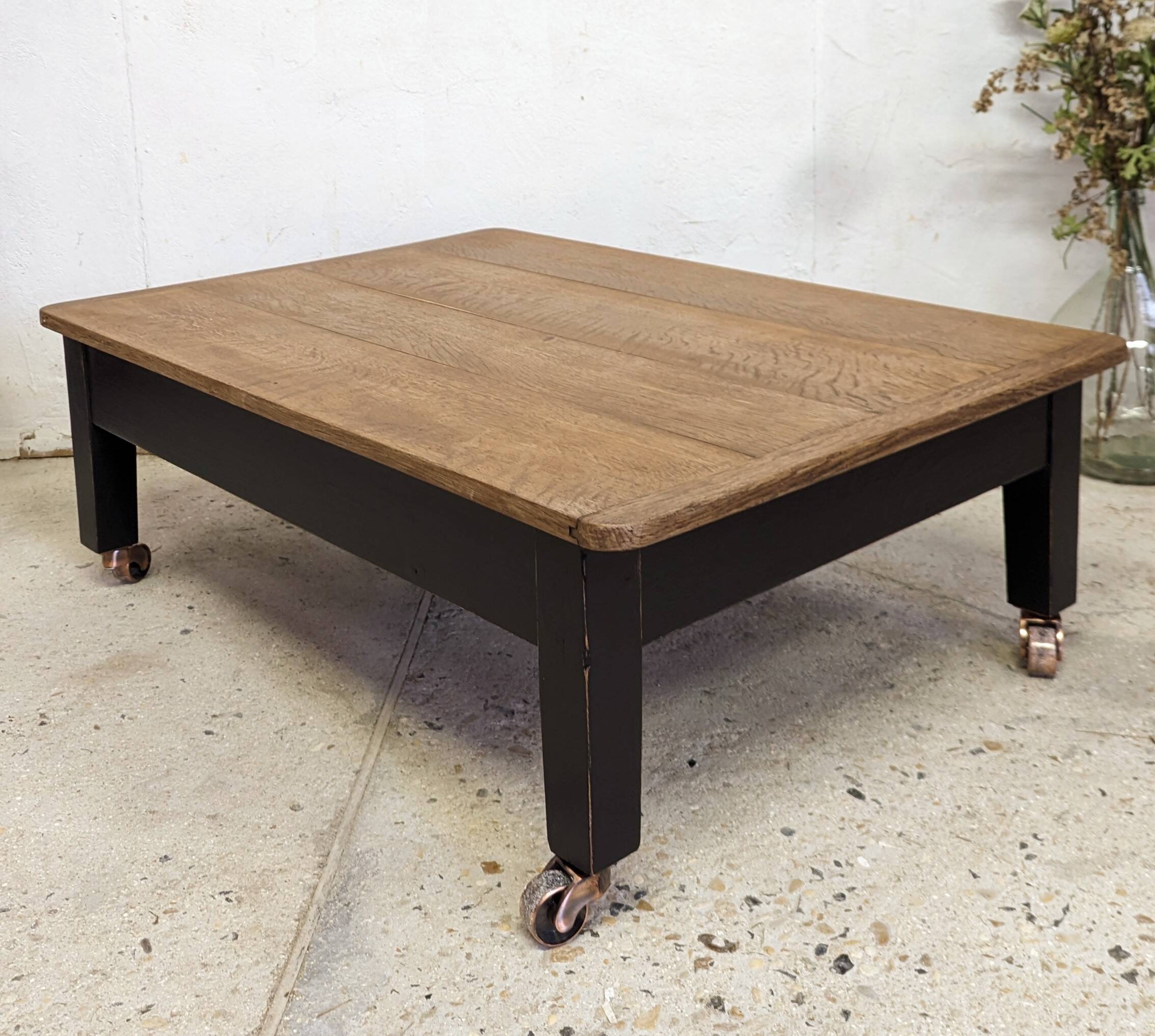 Vintage oak coffee table 50 60 black shabby patina