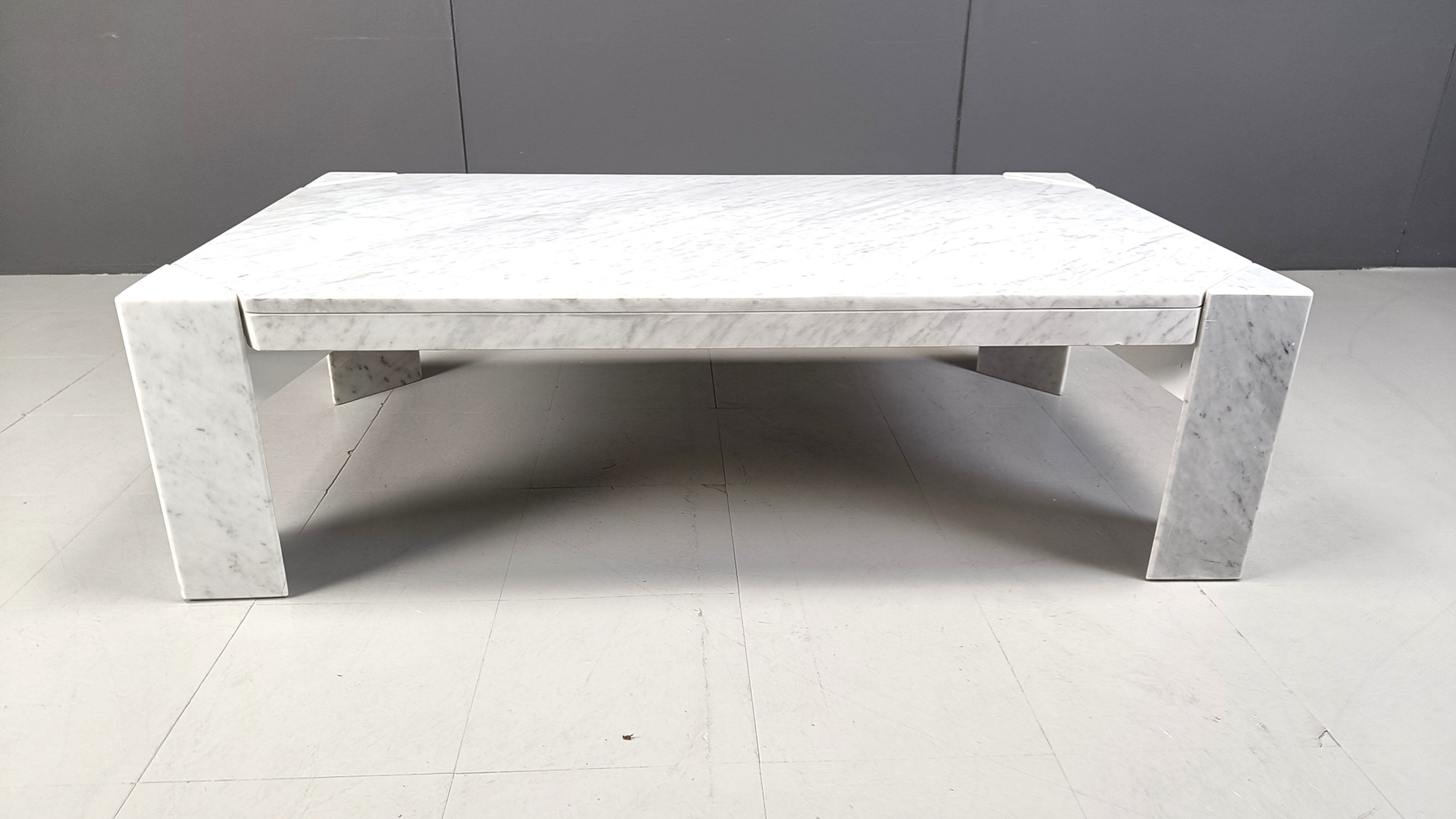 Vintage Italian marble coffee table, 1970s