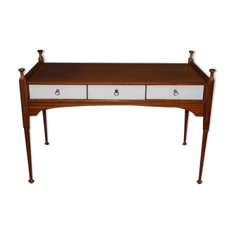 Bureau plat trois tiroirs et laque Maison Gauthier vers 1960