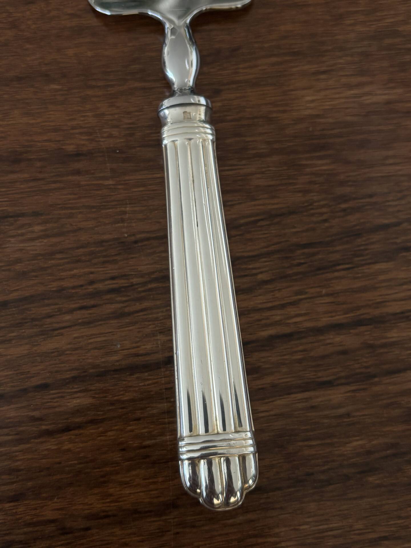 1 Christofle Aria cake server