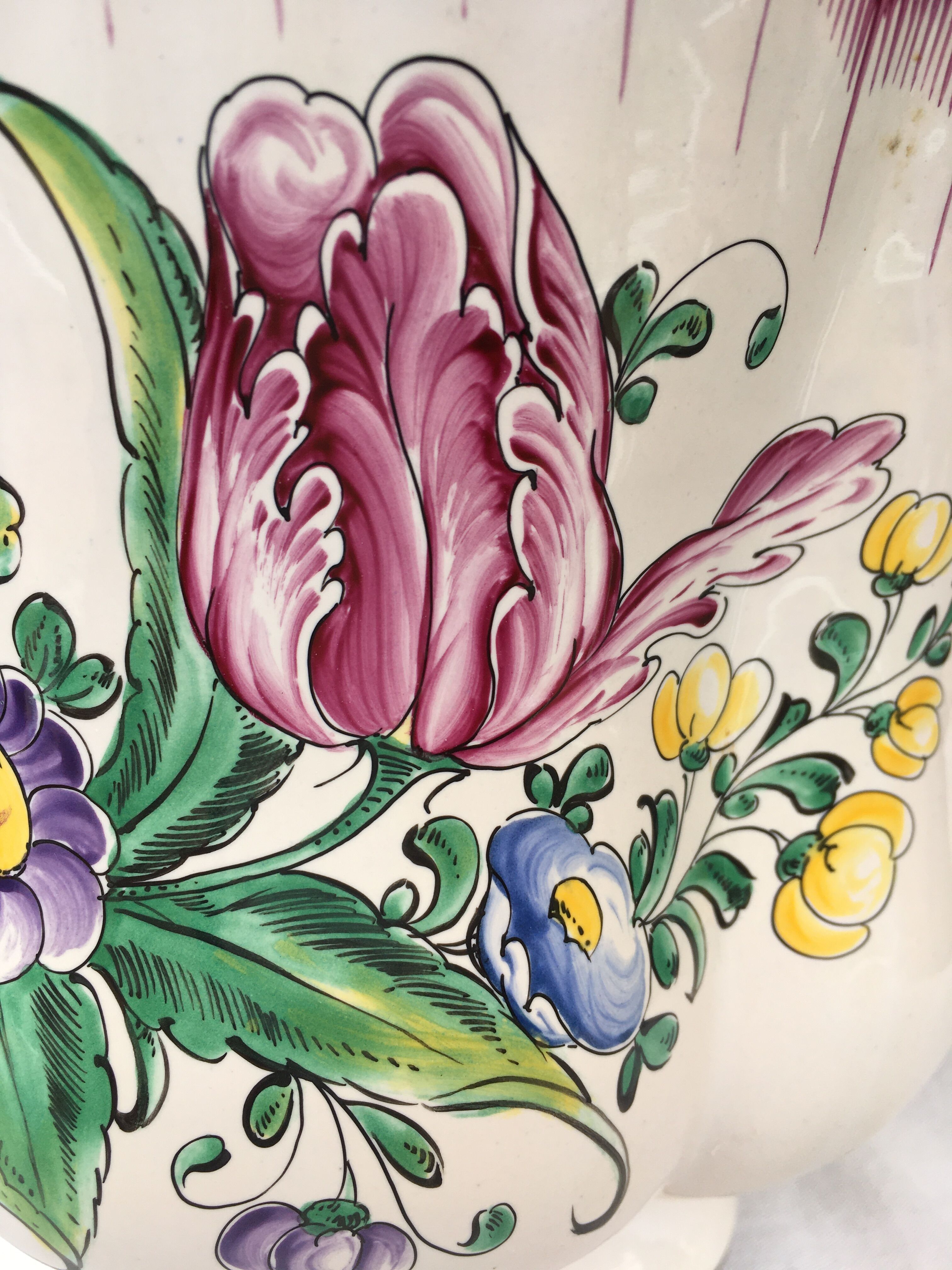 Polychrome Lunéville-style flowerpot or ice bucket