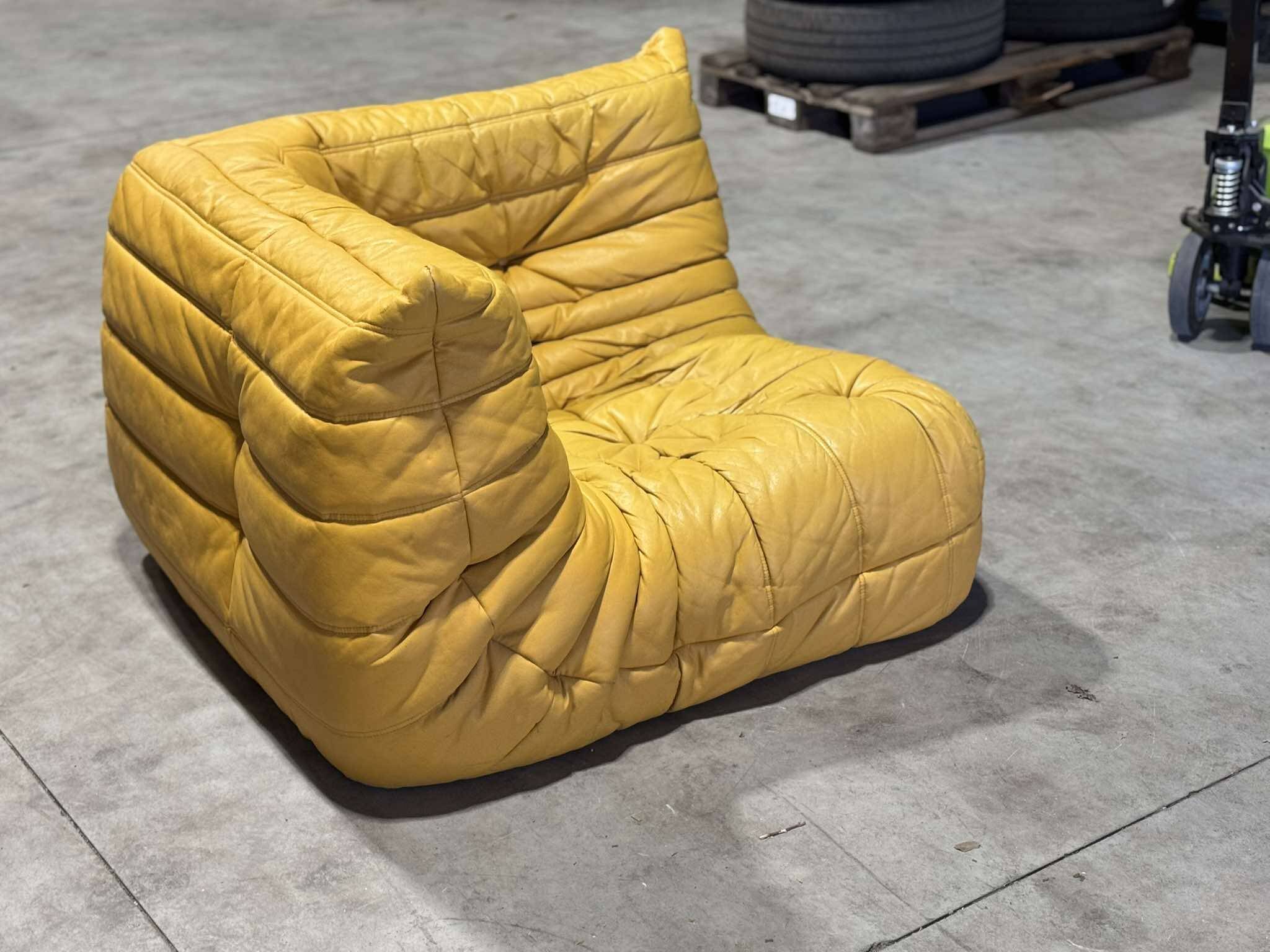 Togo - ligne roset - yellow leather