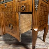 Commode sauteuse Transition estampillée en marqueterie de bois nobles