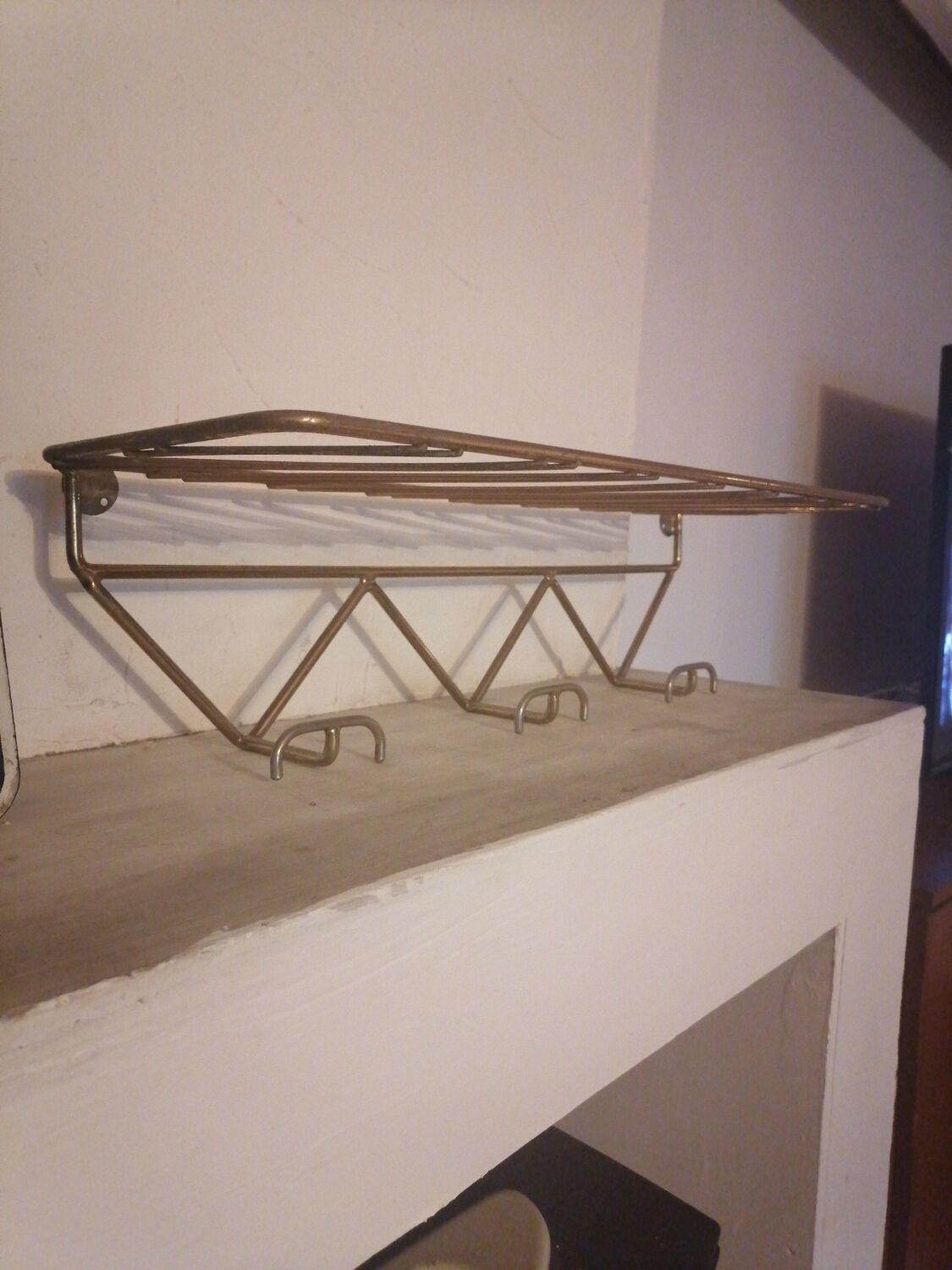 Wall mounted coat rack hats gold metal 1950 60