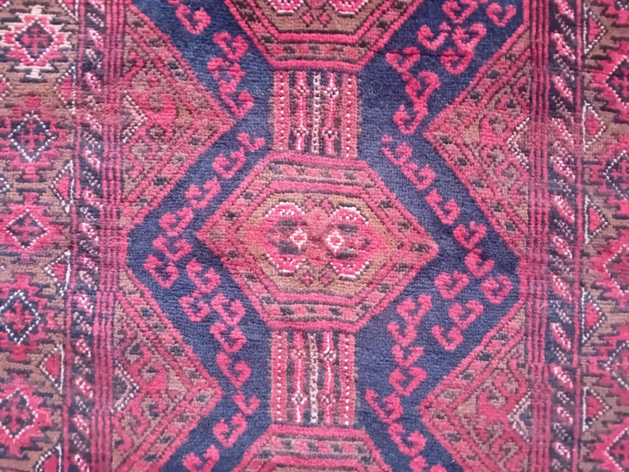 Handmade Persian Beluch rug 180x100cm