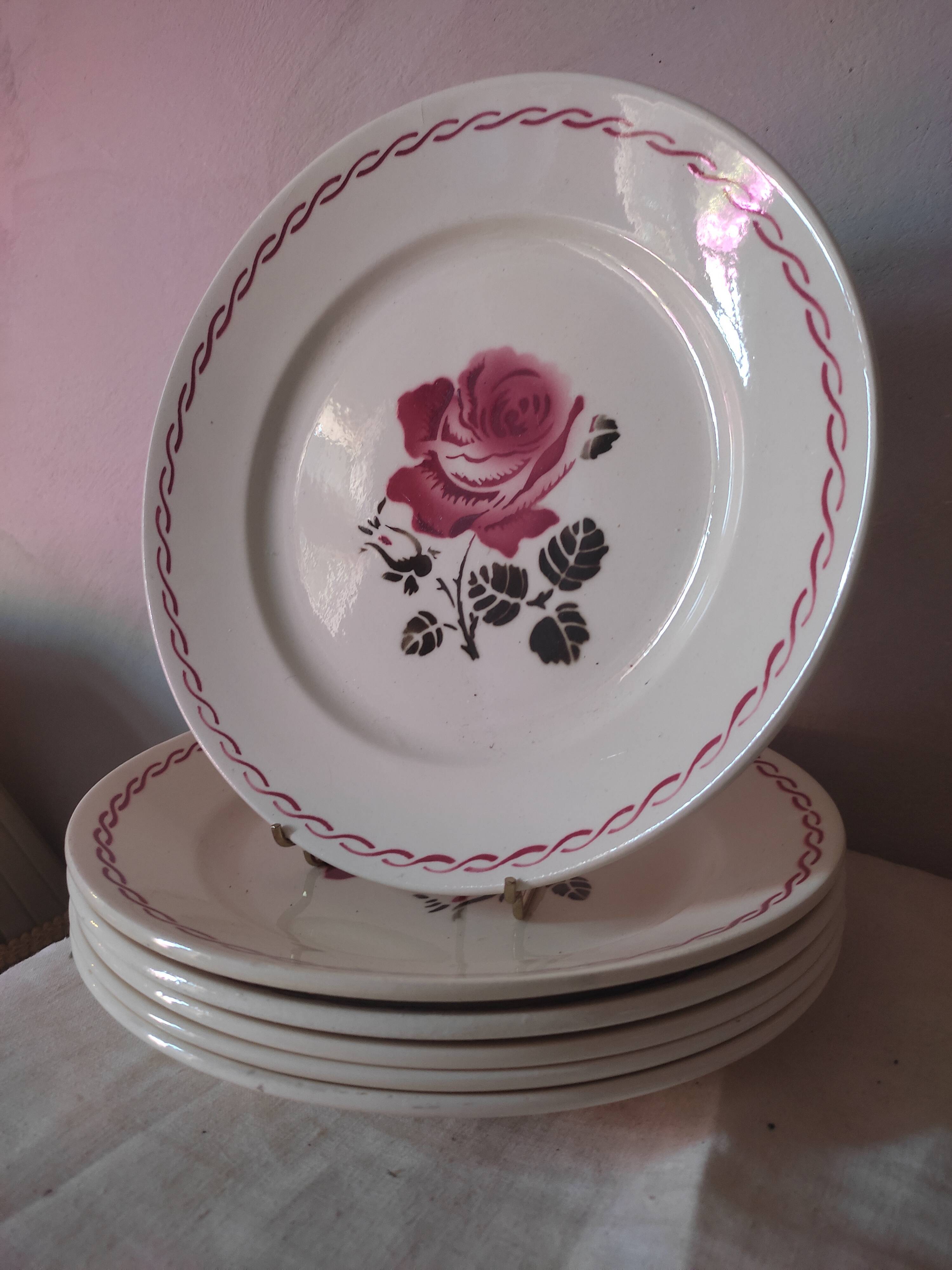 6 assiettes terre de fer Badonviller