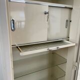 Metal cabinet