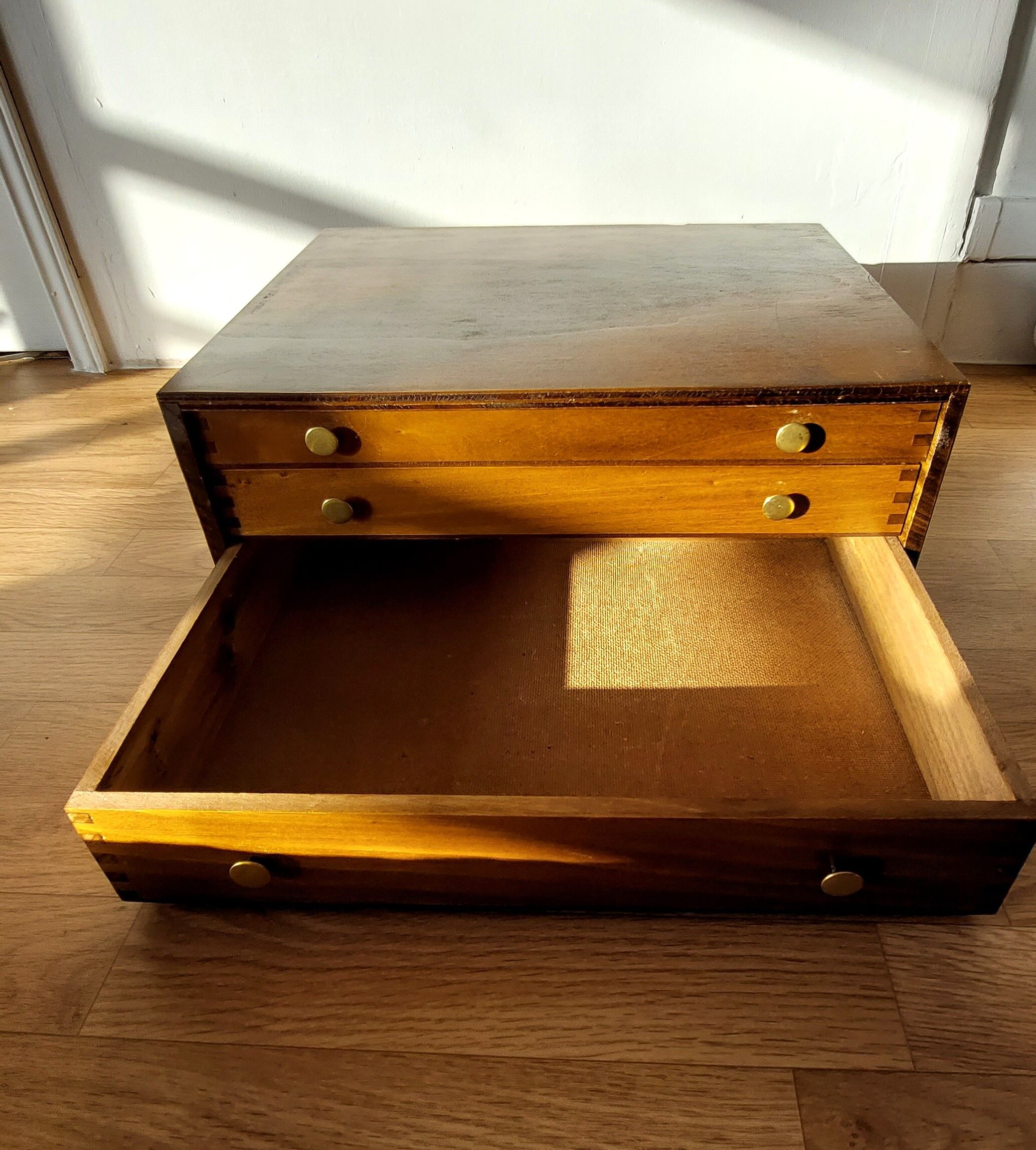 Silver box with 3 drawers in mahogany 1950/1960.