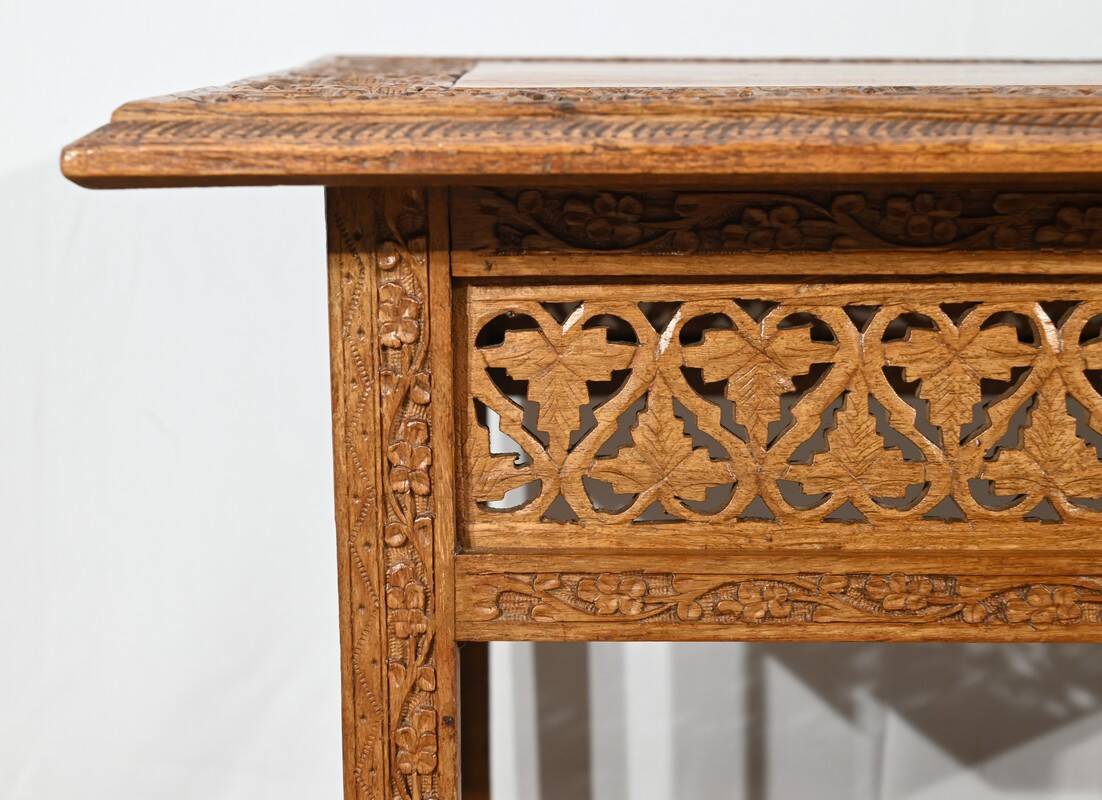 Table Orientale Pliante en Bois Exotique – Début XXe