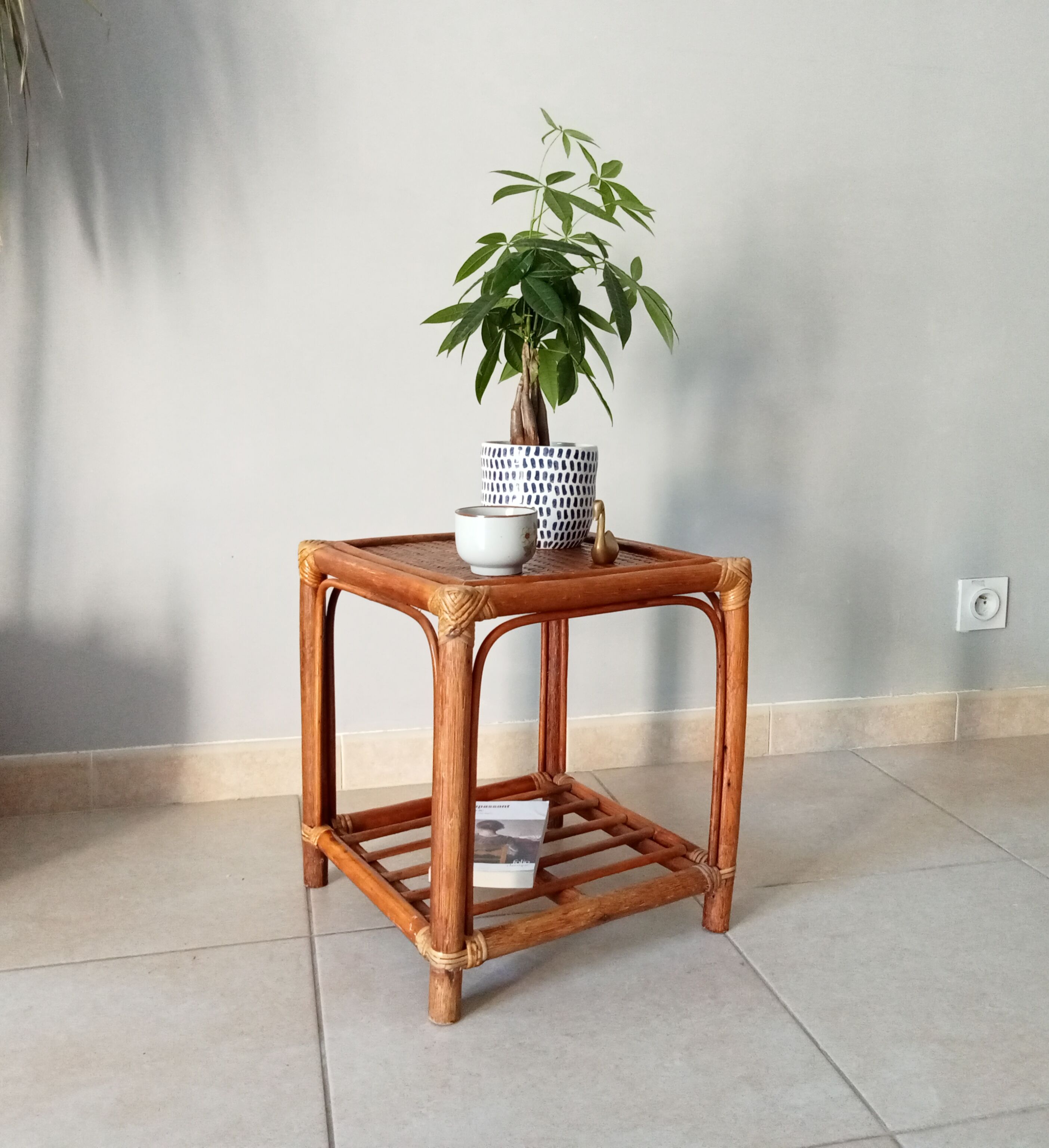Vintage side table in rattan and bamboo