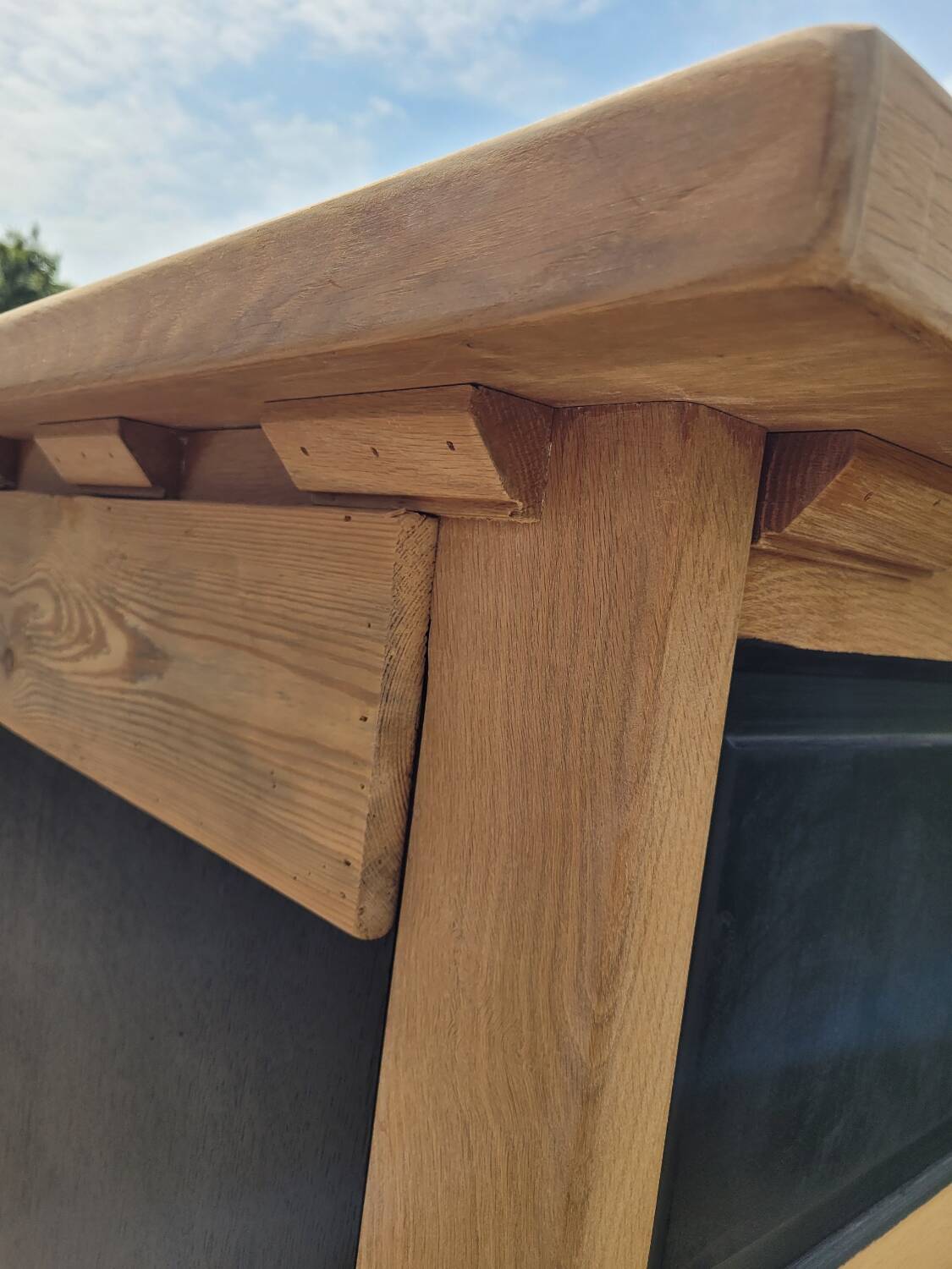 Refurbished counter/bar