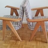 Paire de fauteuils en chêne massif, années 50
