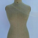 Mannequin of couture 1900 fabric structure wood