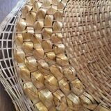 Hnaging braided wicker