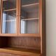 Meuble vitrine scandinave années 60 en teck par Erik Brouer