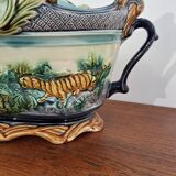 Majolica slip planter